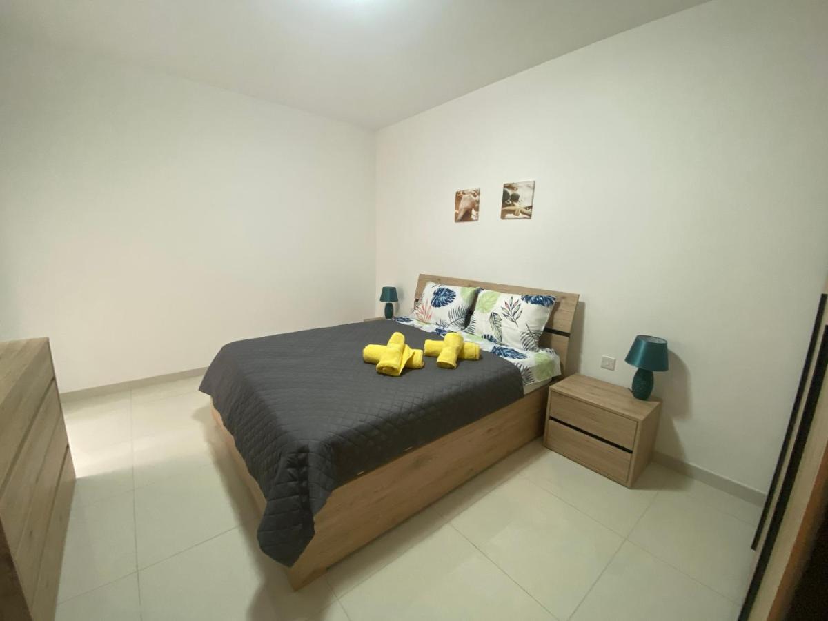 Sunshine Apartments Mellieha - Modern Three Bedroom Ground Floor Apartment With Yard Εξωτερικό φωτογραφία